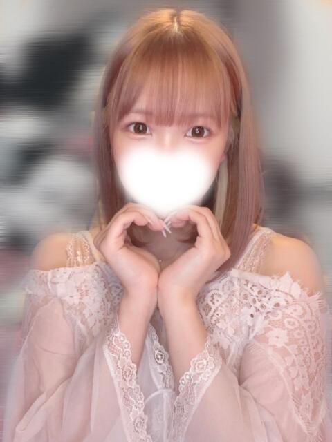 girl_69b058b3ea28c1.97985908_480x640.jpg