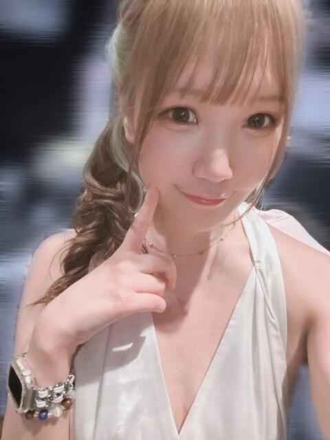 girl_6a09d2cbac7086.14799105_480x640.jpg