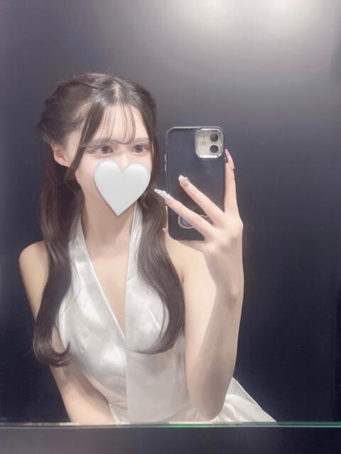 girl_698dfaf8290de9.82622405_480x640.jpg