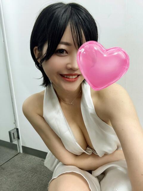 girl_6a5b7bee683974.54790631_480x640.jpg