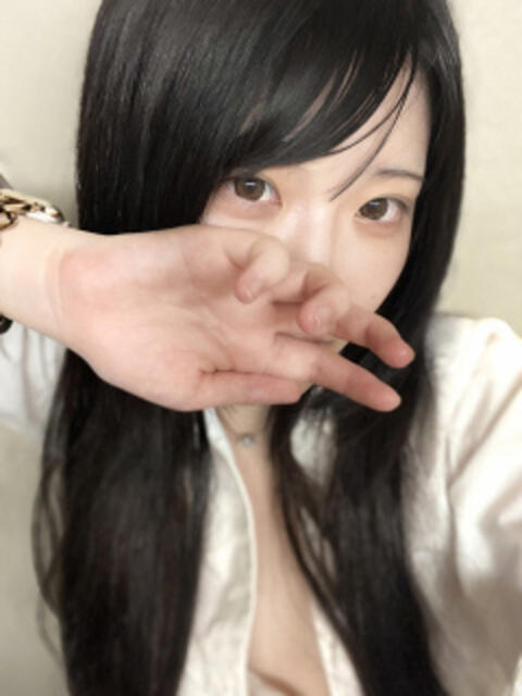 girl_6ac5f65d73bec0.79549728_480x640.jpg
